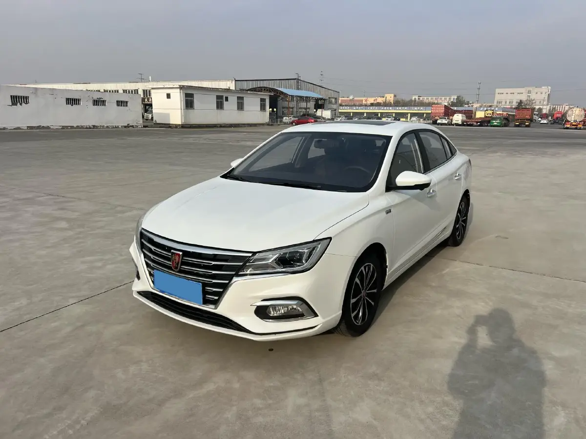 2019 Roewe i5 1.5L 120HP L4 CVT