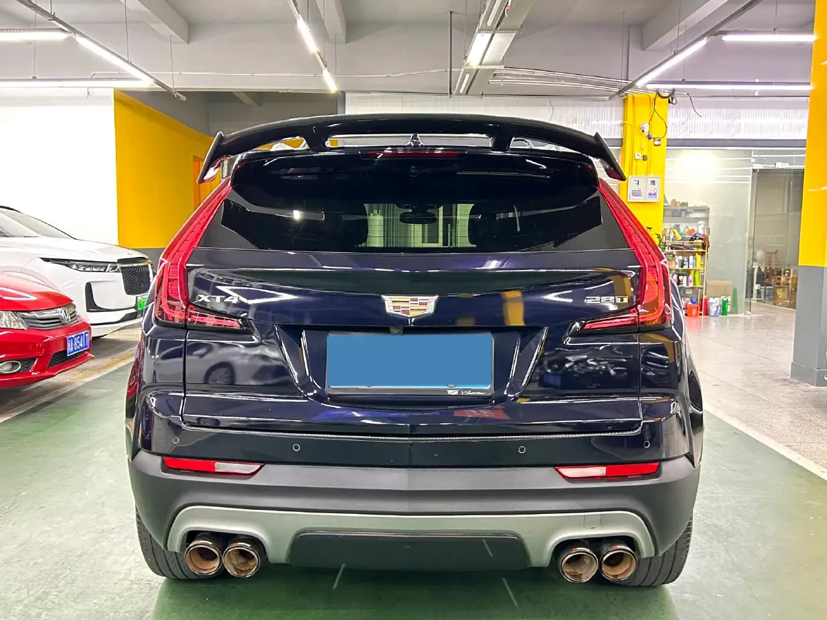 2021 Cadillac XT4 2.0T 237HP L4 9AT,autocango,china used car exporter,china ev exporter,chinese used car exporter,chinese used ev exporter