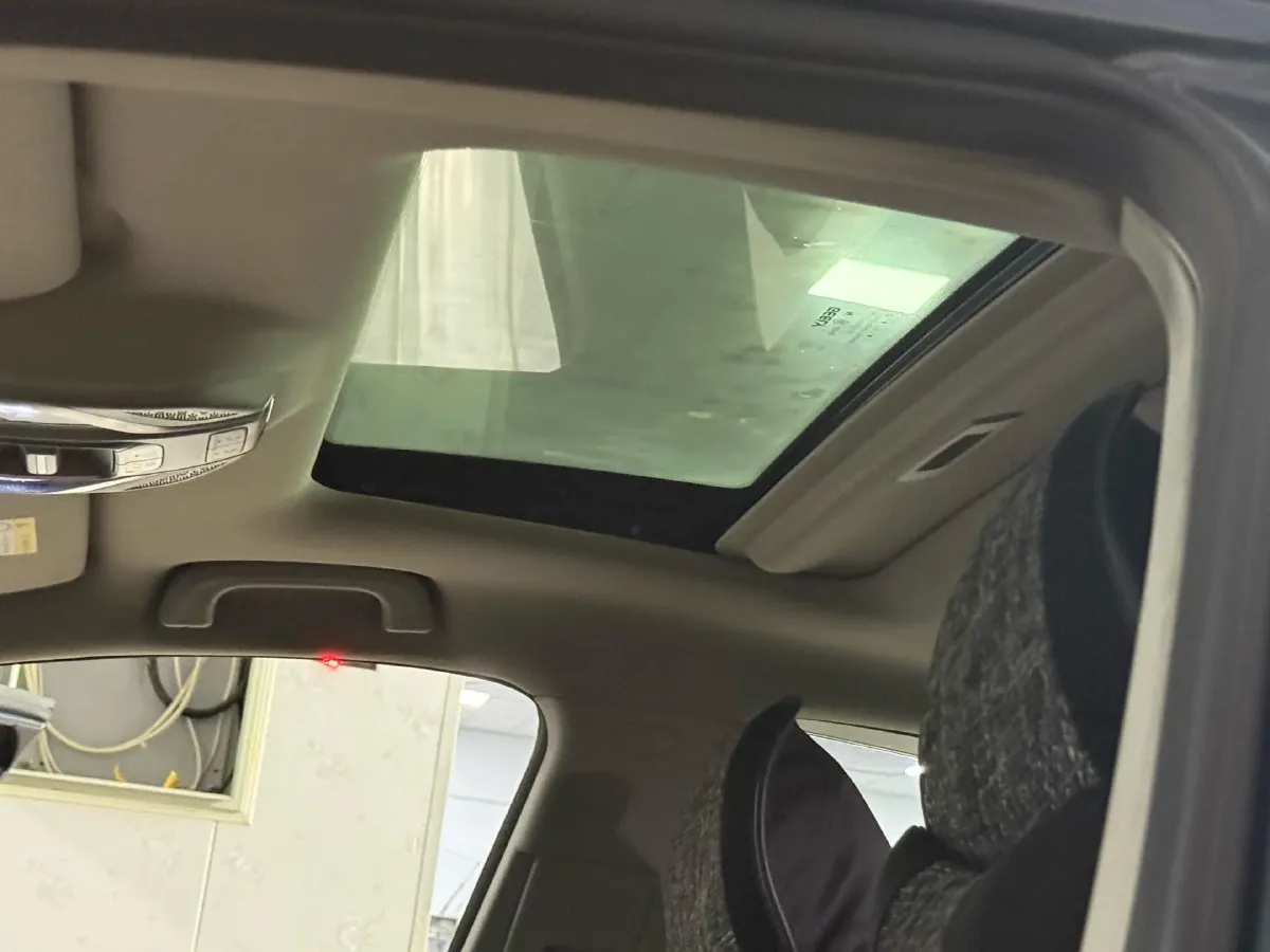 2019 Geely Binray 1.0T 136HP L3 6DCT,autocango,china used car exporter,china ev exporter,chinese used car exporter,chinese used ev exporter