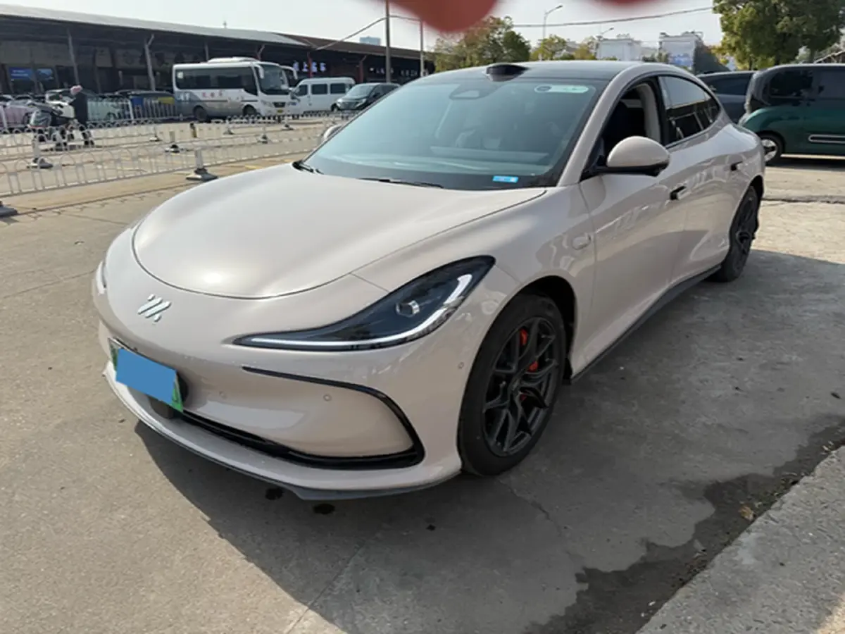 2024 IM L6 BEV 83KWH