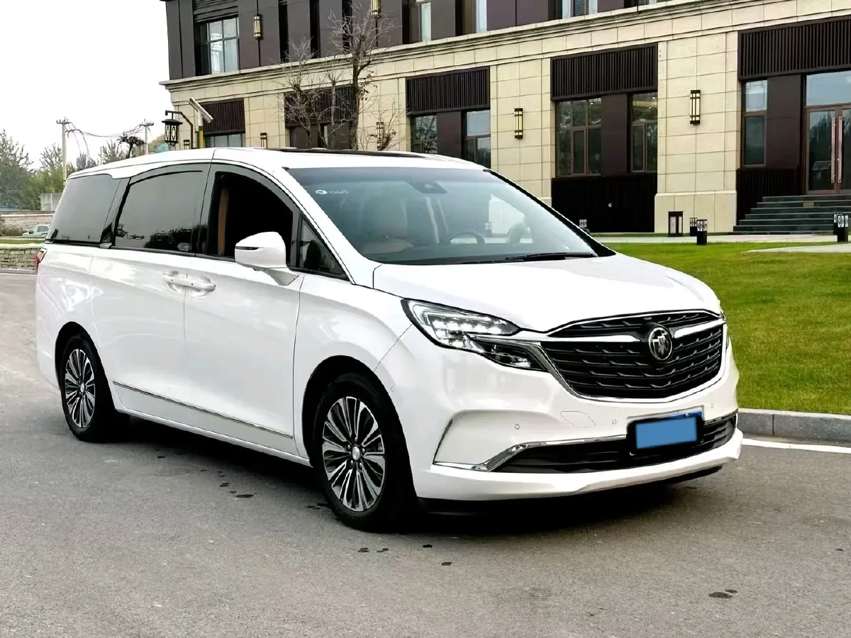 2023 Buick GL8 2.0T 237HP L4 9AT,autocango,china used car exporter,china ev exporter,chinese used car exporter,chinese used ev exporter