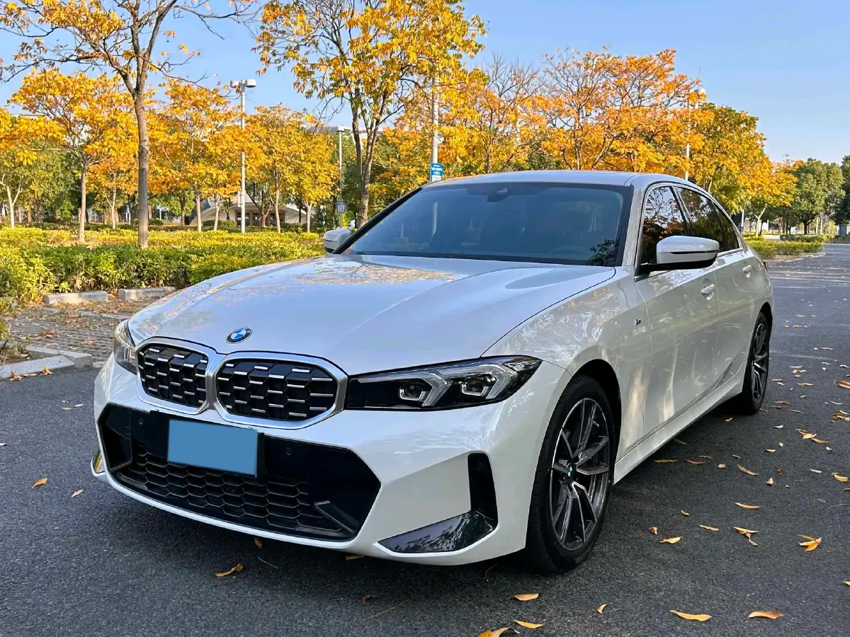 2023 BMW 3 Series 2.0T 184HP L4 8AT