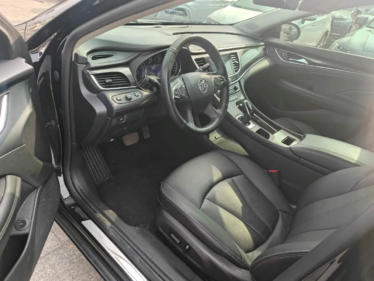 2020 Buick Larcosse 2.0T 237HP L4 9AT,autocango,china used car exporter,china ev exporter,chinese used car exporter,chinese used ev exporter