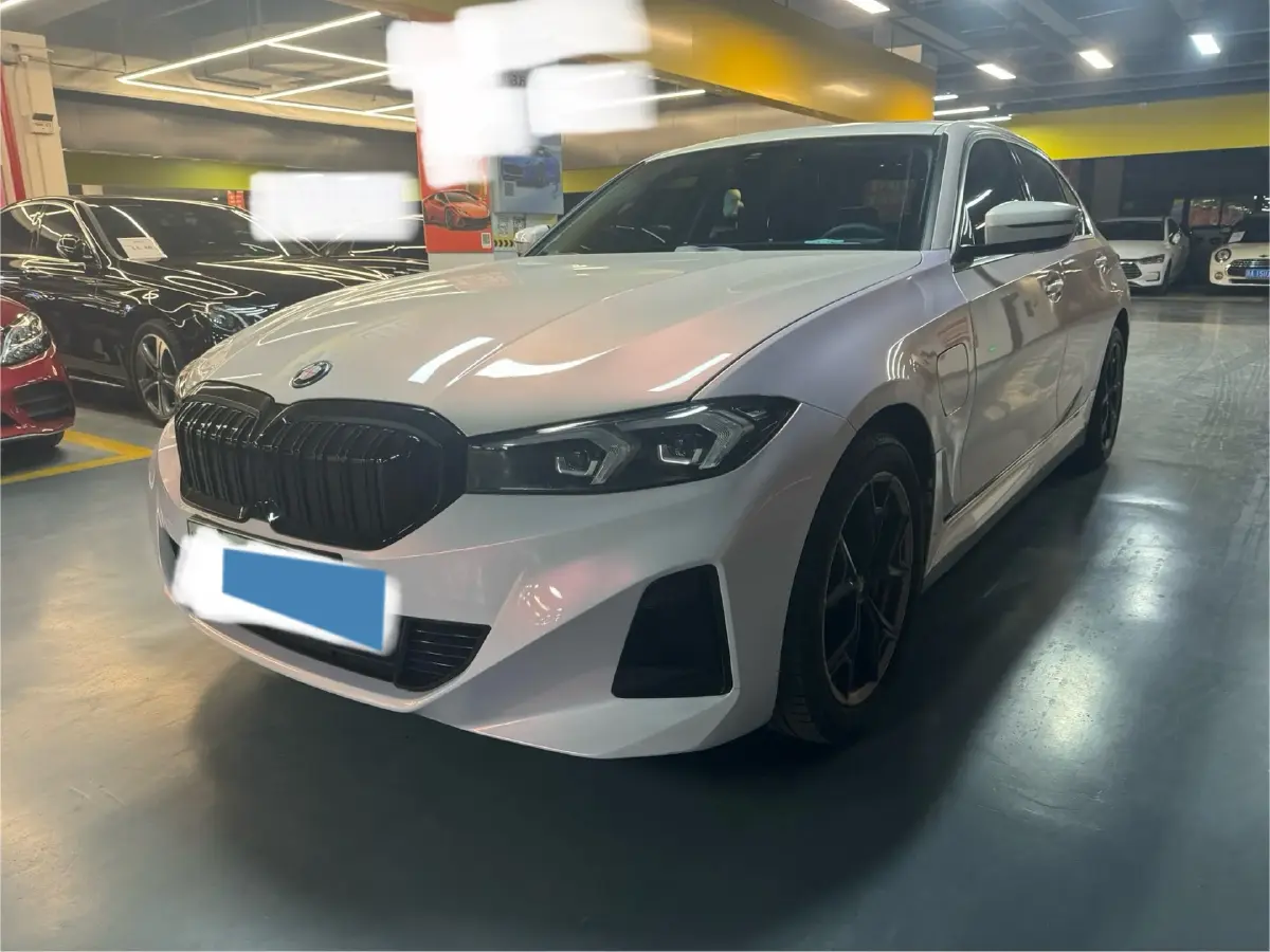 2024 BMW i3 BEV 70KWH