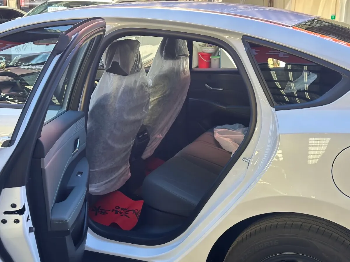 2025 BYD Qin Plus 1.5L 101HP L4 E-CVT PHEV 7.68KWH,autocango,china used car exporter,china ev exporter,chinese used car exporter,chinese used ev exporter