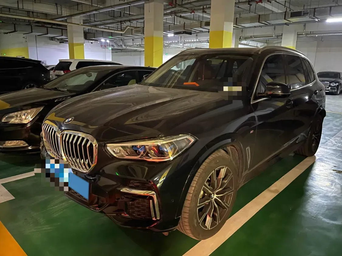 2022 BMW X5 2.0T 245HP L4 8AT,autocango,china used car exporter,china ev exporter,chinese used car exporter,chinese used ev exporter