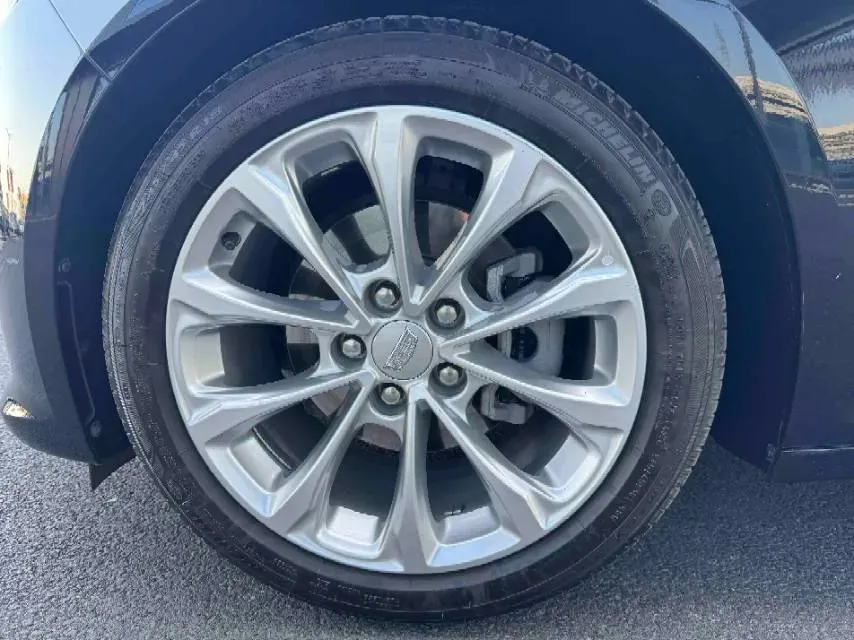 2022 Cadillac CT5 2.0T 237HP L4 10AT,autocango,china used car exporter,china ev exporter,chinese used car exporter,chinese used ev exporter