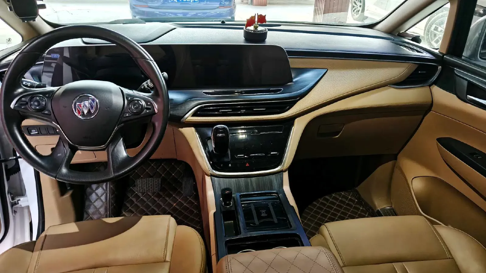 2021 Buick GL8 2.0T 237HP L4 9AT,autocango,china used car exporter,china ev exporter,chinese used car exporter,chinese used ev exporter