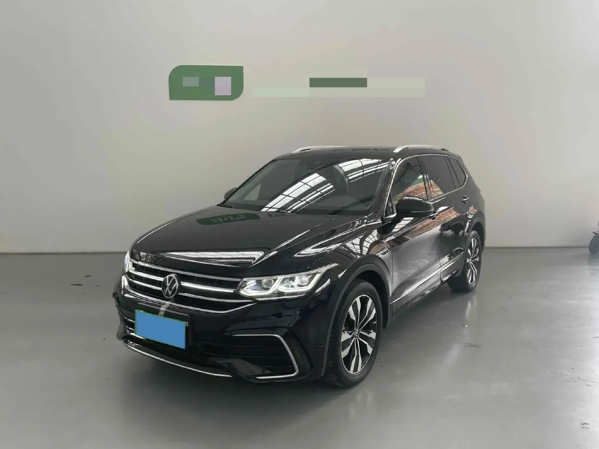 2023 Volkswagen Tiguan L 2.0T 220HP L4 7DCT