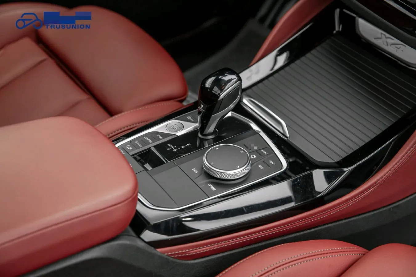 2022 BMW X4 2.0T 245HP L4 8AT,autocango,china used car exporter,china ev exporter,chinese used car exporter,chinese used ev exporter