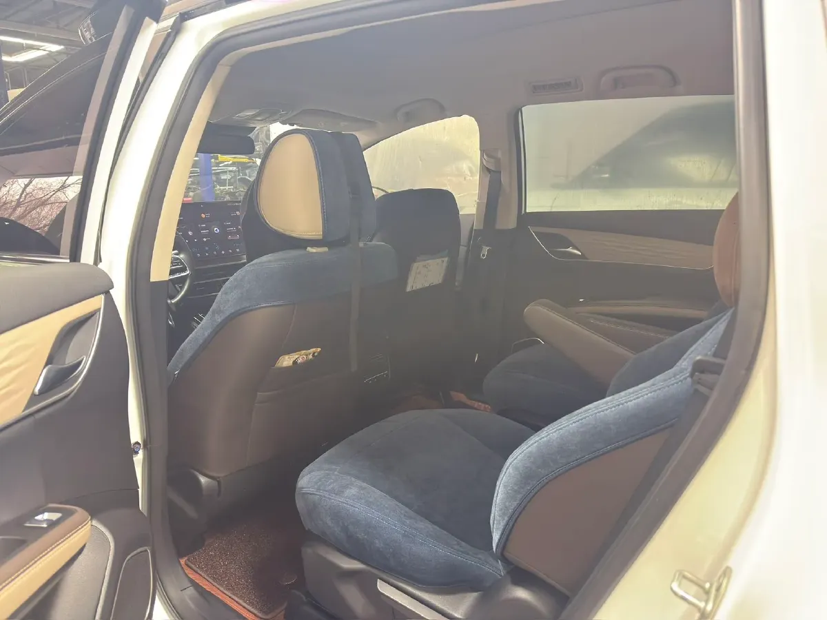 2022 Skyworth HT-i 1.5L 110HP L4 E-CVT PHEV 21.68KWH,autocango,china used car exporter,china ev exporter,chinese used car exporter,chinese used ev exporter