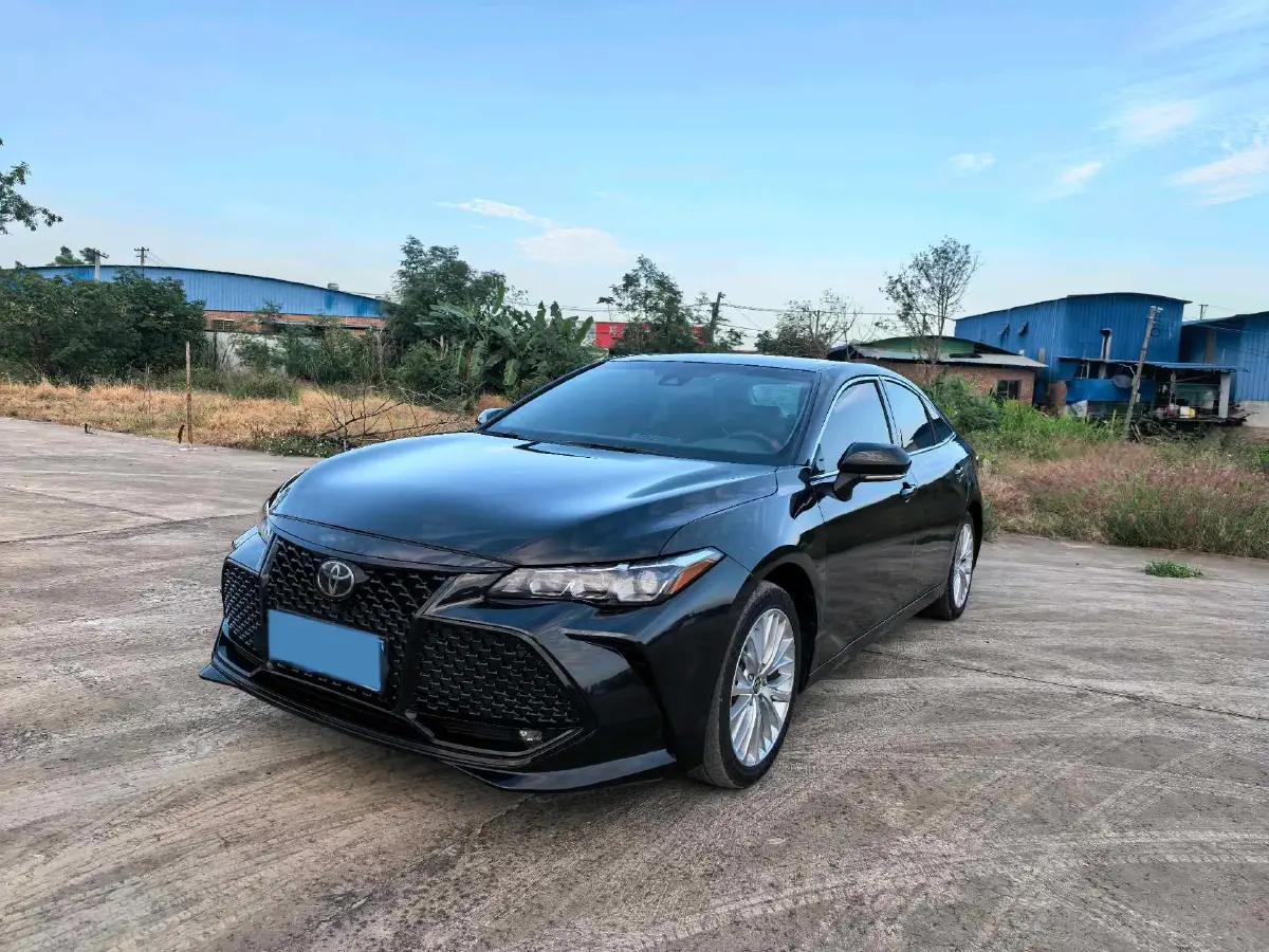 2019 Toyota Avalon 2.0L 178HP L4 CVT