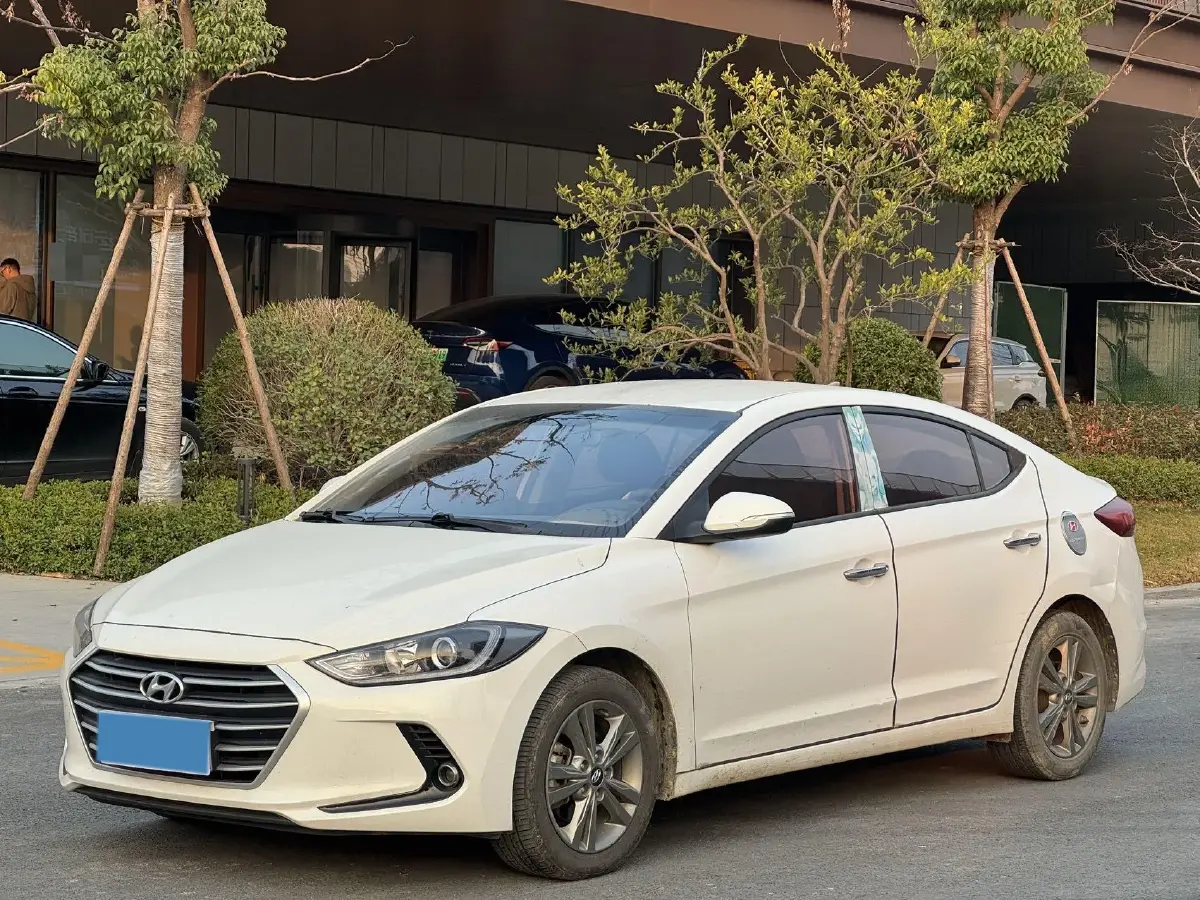 2016 Hyundai Elantra 1.6L 128HP L4 6MT
