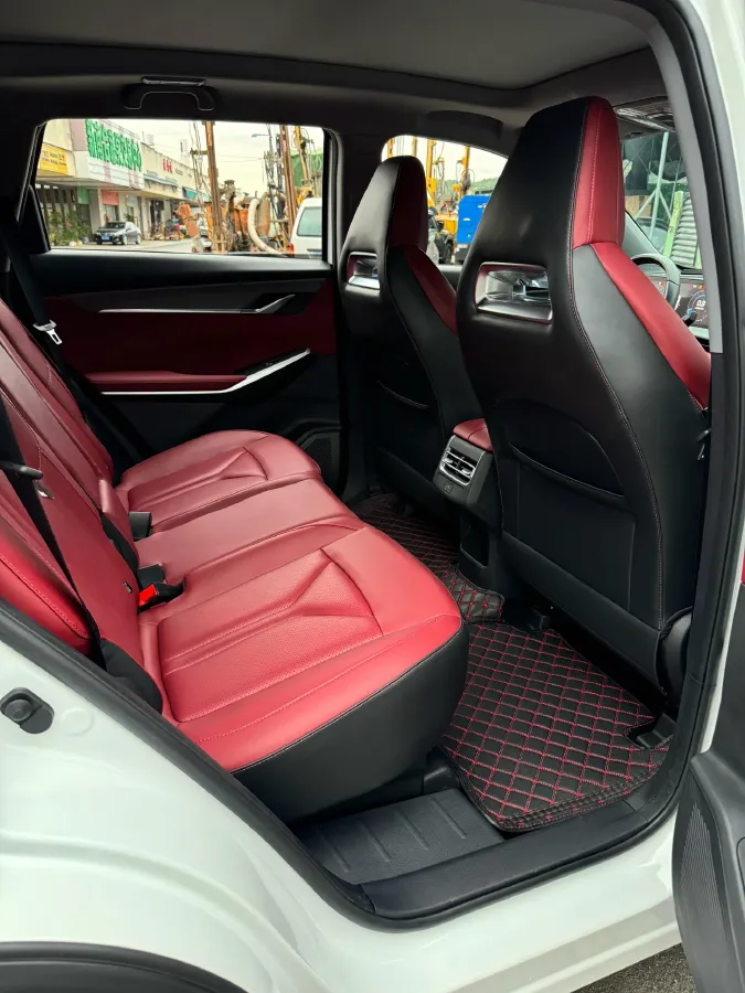 2022 ChangAn CS75 Plus 1.5T 188HP L4 8AT,autocango,china used car exporter,china ev exporter,chinese used car exporter,chinese used ev exporter