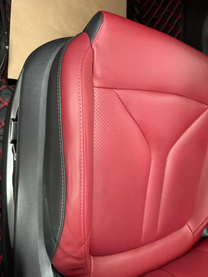 2022 ChangAn CS75 Plus 1.5T 188HP L4 8AT,autocango,china used car exporter,china ev exporter,chinese used car exporter,chinese used ev exporter