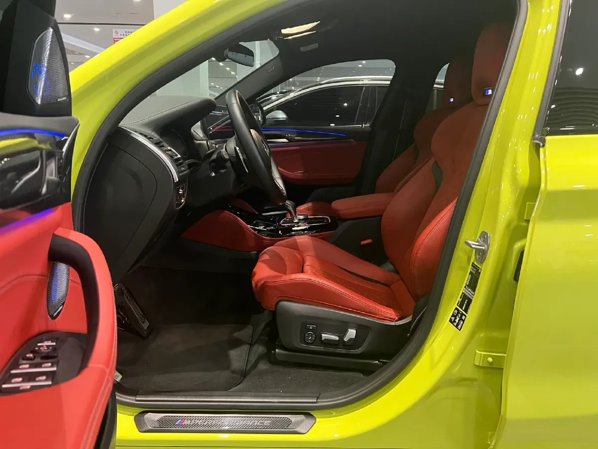 2022 BMW X4 M 3.0T 510HP L6 8AT,autocango,china used car exporter,china ev exporter,chinese used car exporter,chinese used ev exporter