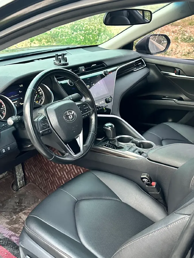 2019 Toyota Camry 2.5L 209HP L4 8AT,autocango,china used car exporter,china ev exporter,chinese used car exporter,chinese used ev exporter