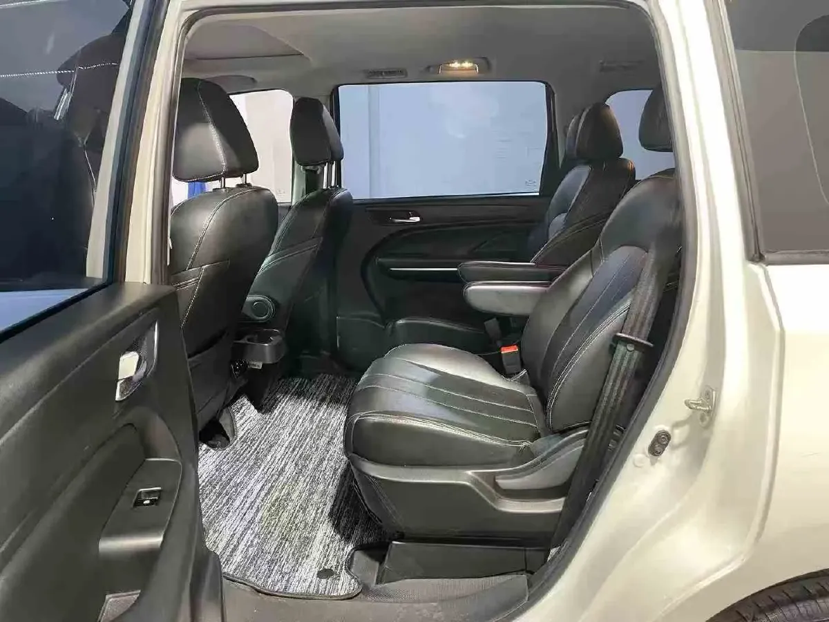 2021 GAC Trumpchi M6 1.5T 169HP L4 7DCT,autocango,china used car exporter,china ev exporter,chinese used car exporter,chinese used ev exporter