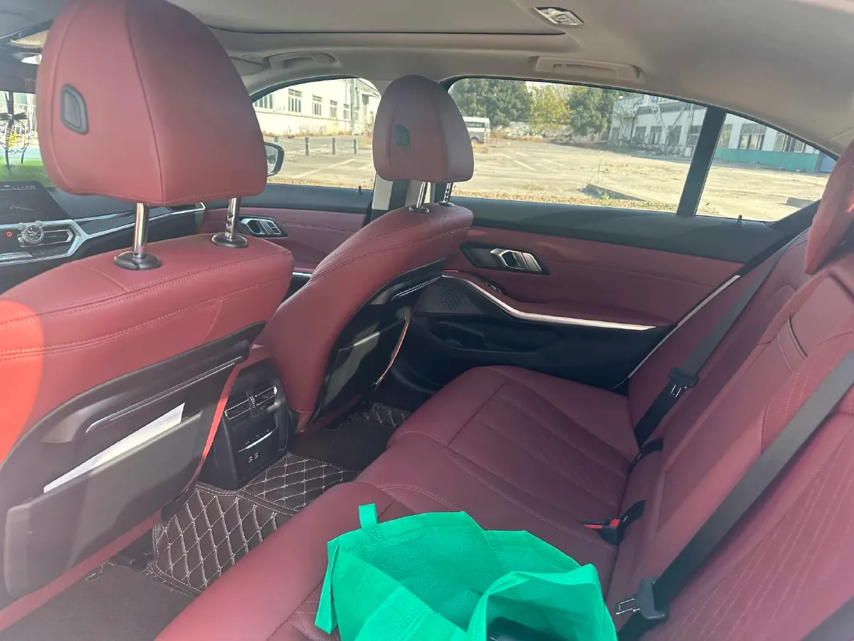 2022 BMW 3 Series 2.0T 184HP L4 8AT,autocango,china used car exporter,china ev exporter,chinese used car exporter,chinese used ev exporter