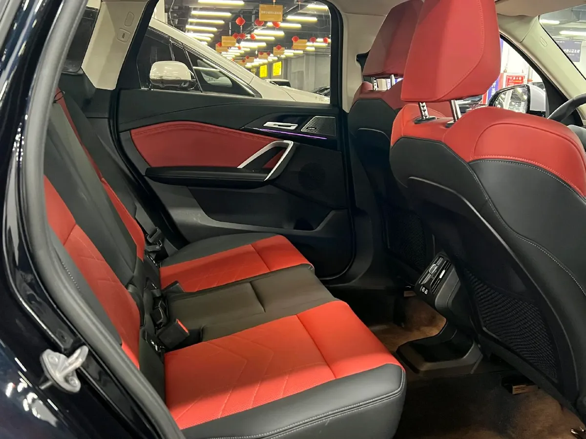 2023 BMW X1 2.0T 204HP L4 7DCT,autocango,china used car exporter,china ev exporter,chinese used car exporter,chinese used ev exporter