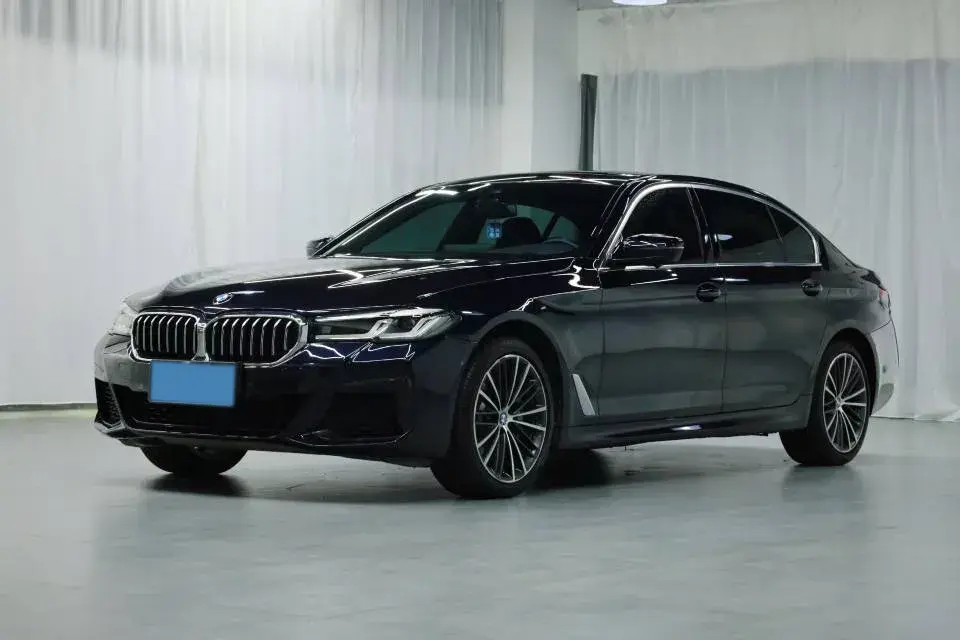 2021 BMW 5 Series 2.0T 252HP L4 8AT