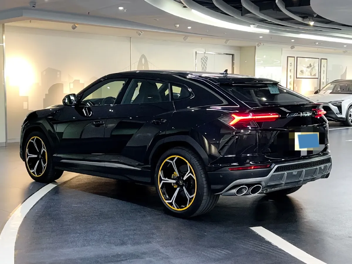 2021 Lamborghini Urus 4.0T 641HP V8 8AT,autocango,china used car exporter,china ev exporter,chinese used car exporter,chinese used ev exporter