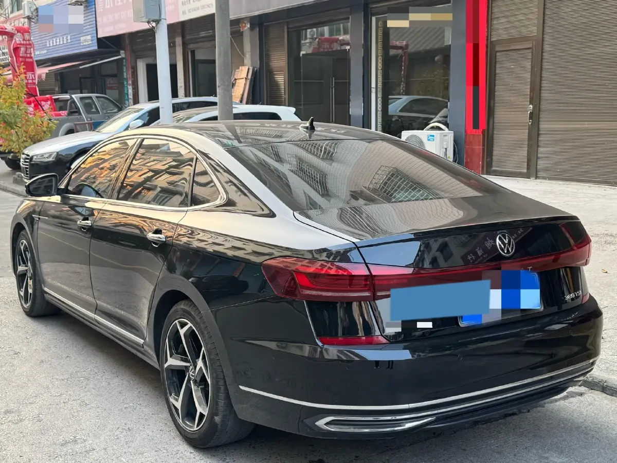 2024 Volkswagen Passat 2.0T 220HP L4 7DCT,autocango,china used car exporter,china ev exporter,chinese used car exporter,chinese used ev exporter