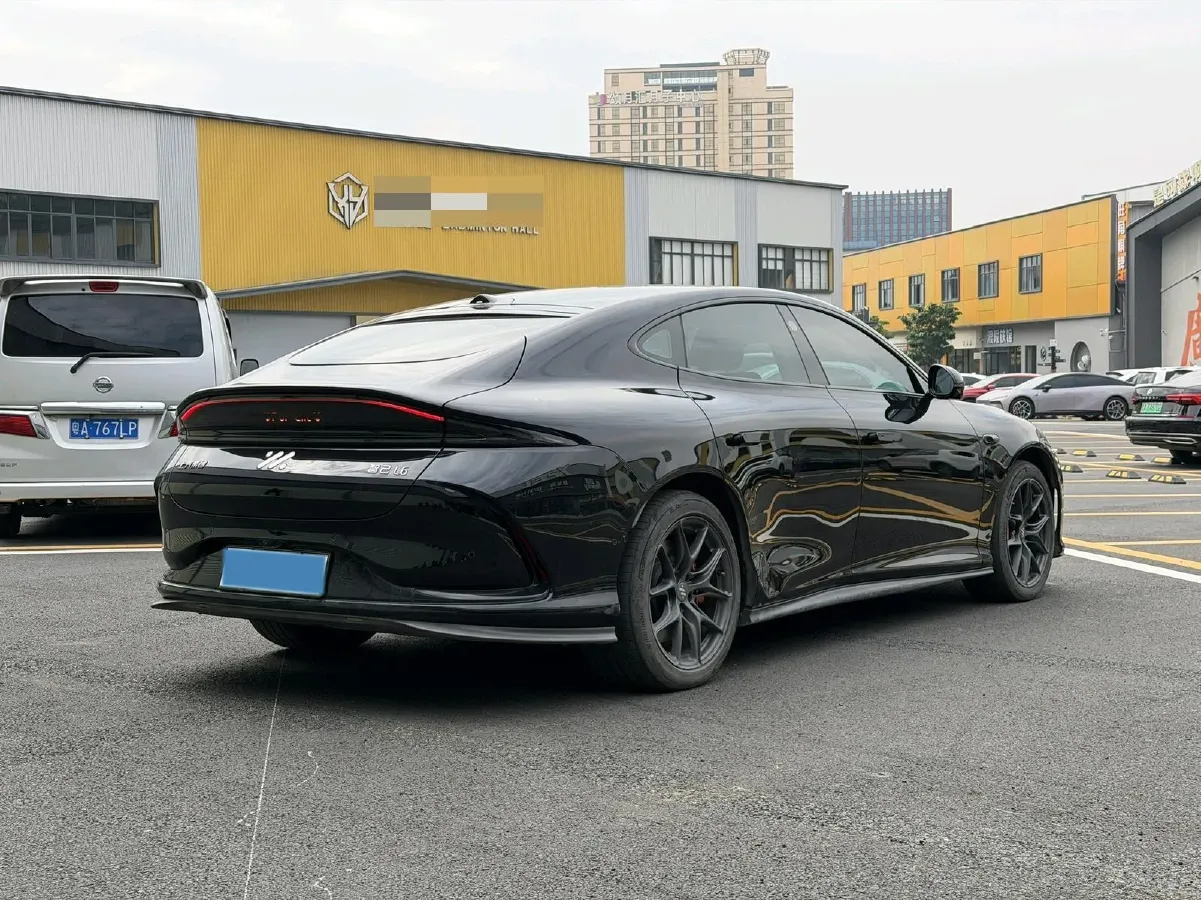 2024 IM L6 BEV 100KWH,autocango,china used car exporter,china ev exporter,chinese used car exporter,chinese used ev exporter