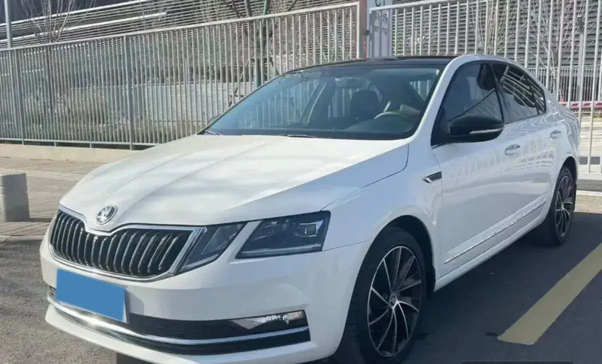 2021 Skoda Octavia 1.4T 150HP L4 7DCT