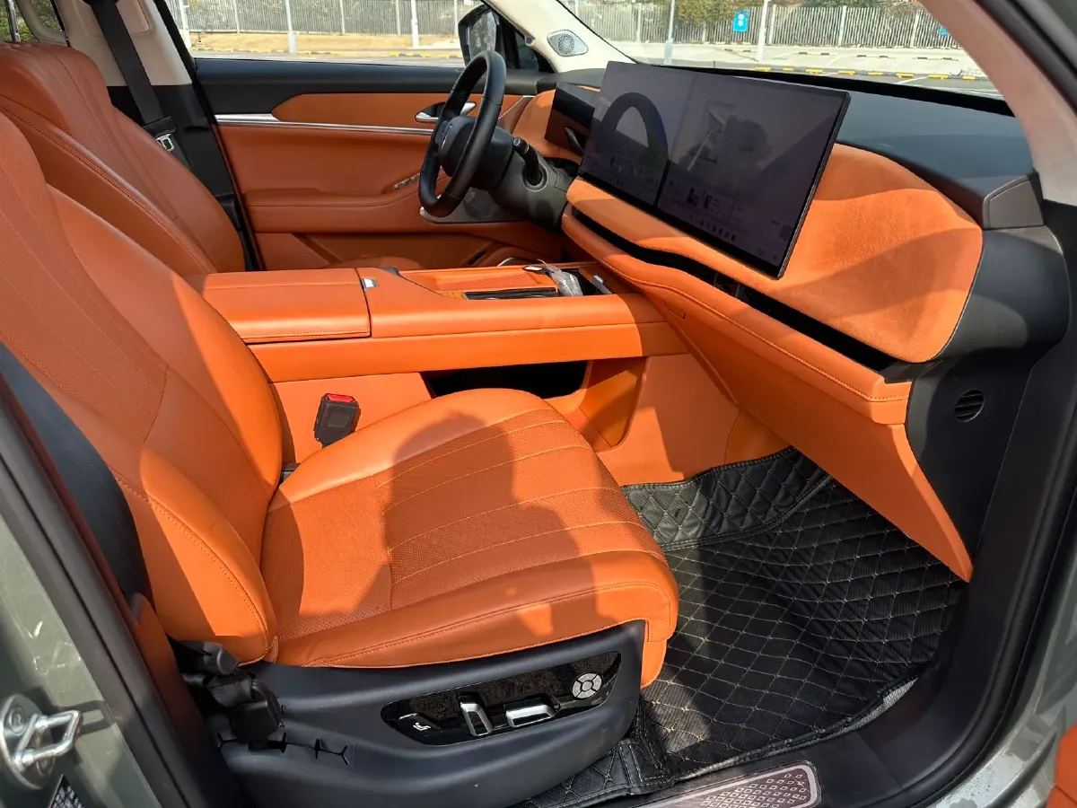 2025 WEY BlueMountain 1.5T 170HP L4 4DHT PHEV 52.3KWH,autocango,china used car exporter,china ev exporter,chinese used car exporter,chinese used ev exporter