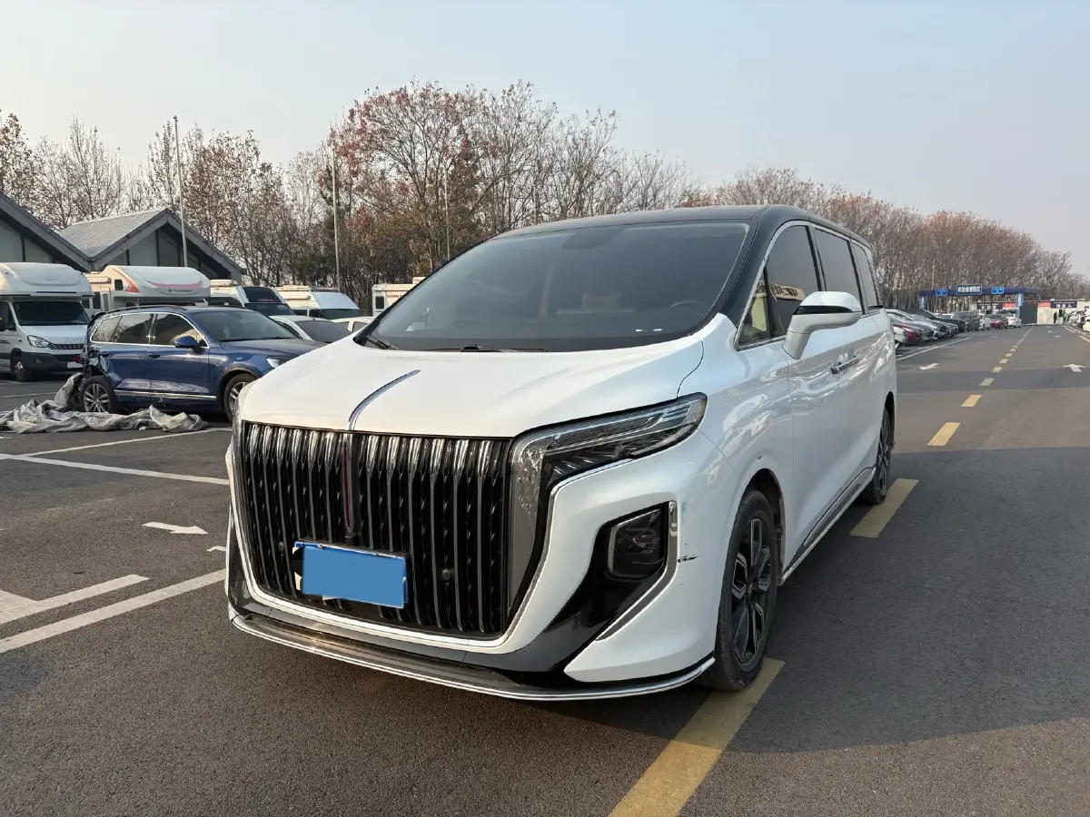 2023 HongQi HQ9 2.0T 252HP L4 8AT 2023 HongQi HQ9 2.0T 252HP L4 8AT