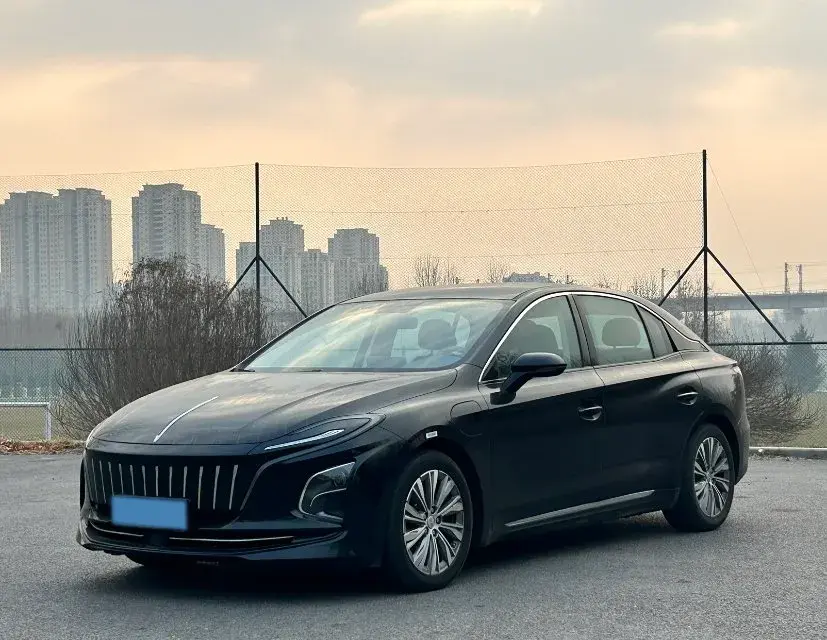 2024 HongQi E-QM5 BEV 72KWH
