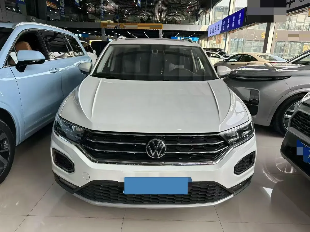 2022 Volkswagen T-Roc 1.4T 150HP L4 7DCT,autocango,china used car exporter,china ev exporter,chinese used car exporter,chinese used ev exporter