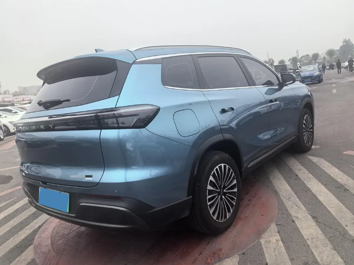 2025 Chery Tiggo8 PLUS C-DM 1.5T 156HP L4 1DHT PHEV,autocango,china used car exporter,china ev exporter,chinese used car exporter,chinese used ev exporter
