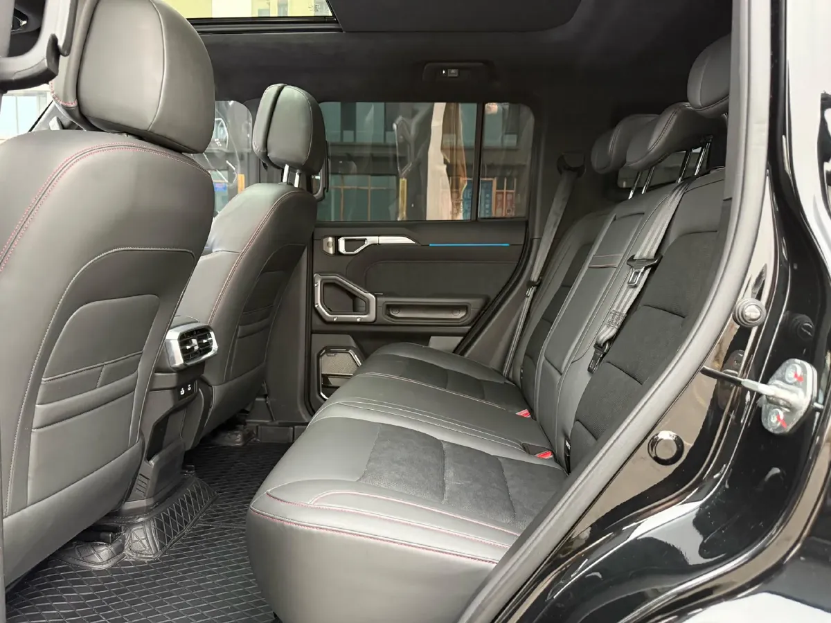 2023 Jetour Traveller 2.0T 254HP L4 7DCT,autocango,china used car exporter,china ev exporter,chinese used car exporter,chinese used ev exporter