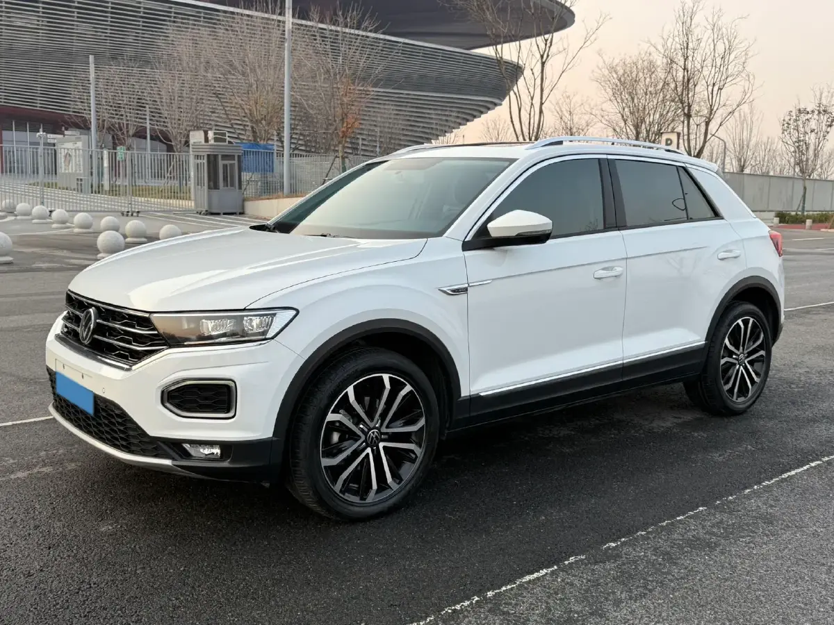 2022 Volkswagen T-Roc 1.4T 150HP L4 7DCT