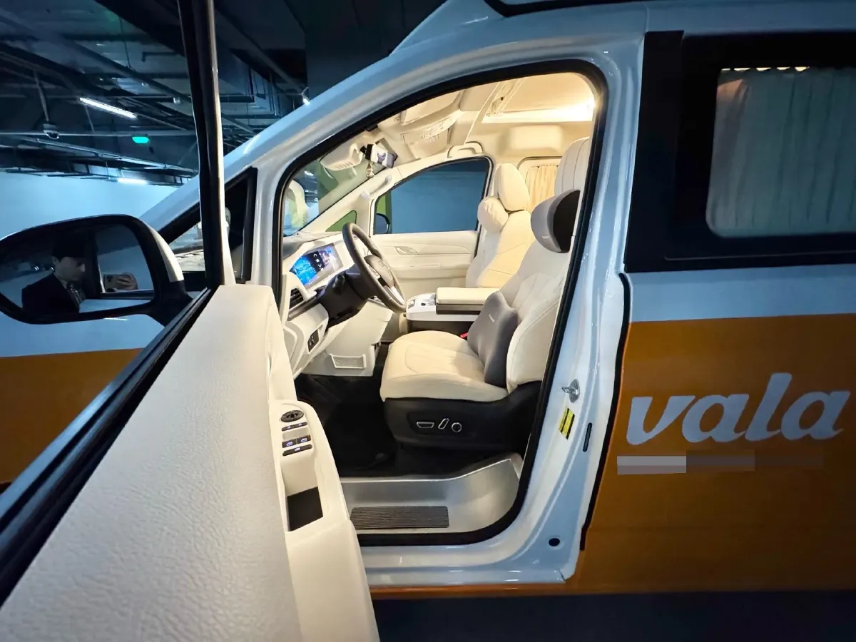 2025 BAW Vala BEV 81KWH,autocango,china used car exporter,china ev exporter,chinese used car exporter,chinese used ev exporter