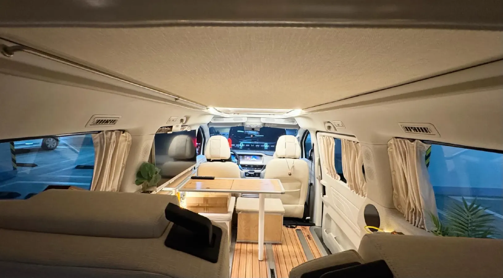 2025 BAW Vala BEV 81KWH,autocango,china used car exporter,china ev exporter,chinese used car exporter,chinese used ev exporter