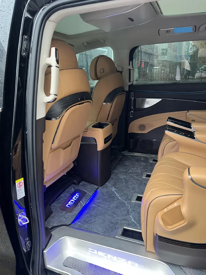 2024 Denza D9 1.5T 139HP L4 E-CVT PHEV 40KWH,autocango,china used car exporter,china ev exporter,chinese used car exporter,chinese used ev exporter