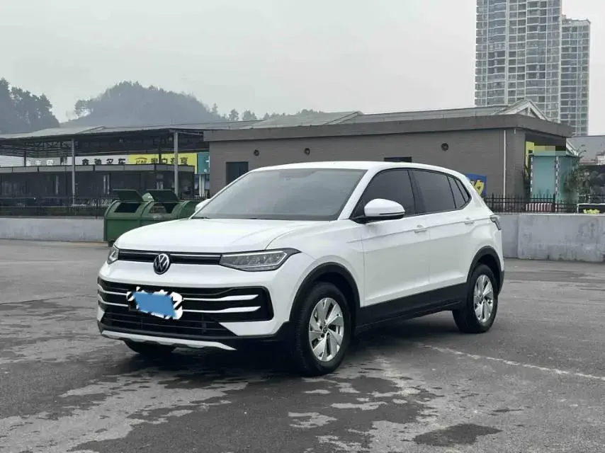 2025 Volkswagen Tharu 1.5L 110HP L4 6AT