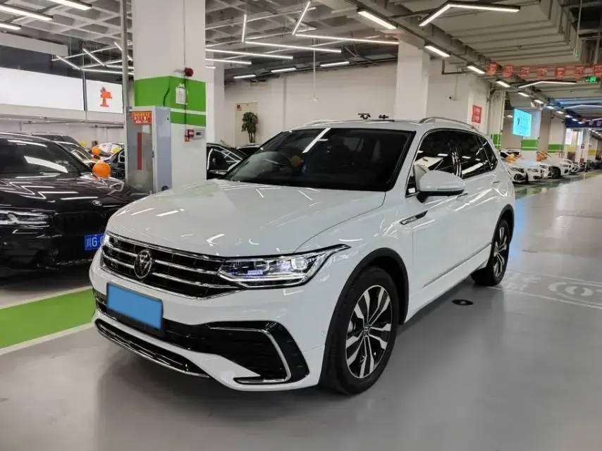 2024 Volkswagen Tiguan L 2.0T 186HP L4 7DCT