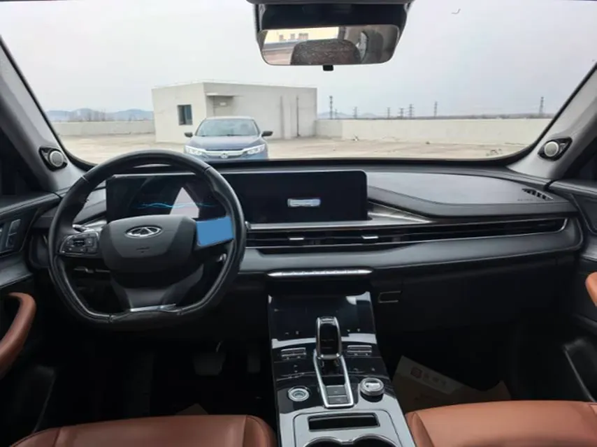 2022 Chery Tiggo 8 Plus 2.0T 254HP L4 7DCT,autocango,china used car exporter,china ev exporter,chinese used car exporter,chinese used ev exporter