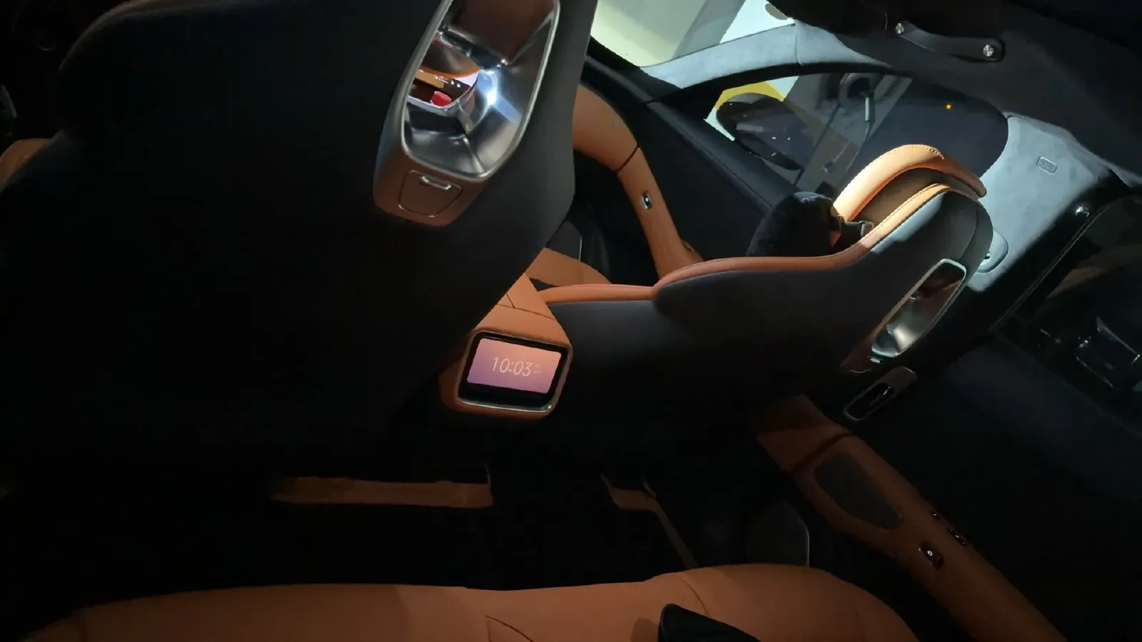 2025 M Hero WarriorM817 1.5T 197HP L4 2DHT PHEV,autocango,china used car exporter,china ev exporter,chinese used car exporter,chinese used ev exporter