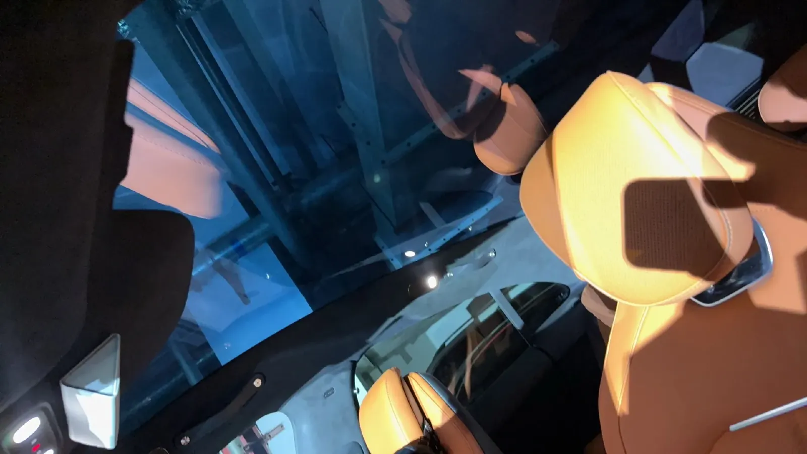 2025 M Hero WarriorM817 1.5T 197HP L4 2DHT PHEV,autocango,china used car exporter,china ev exporter,chinese used car exporter,chinese used ev exporter