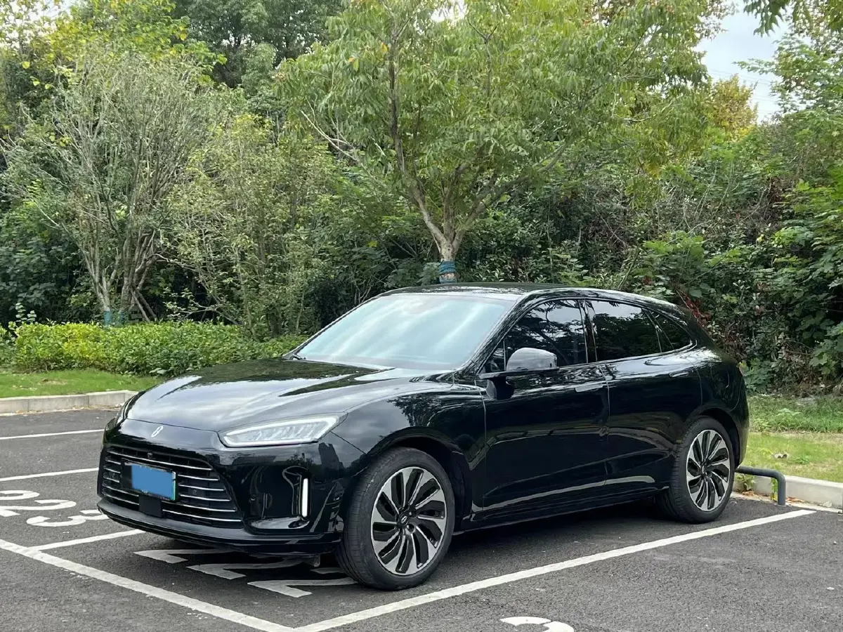 2022 Infiniti Q50L 2.0T 211HP L4 7AT