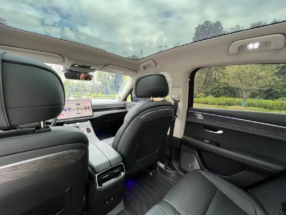 2022 Infiniti Q50L 2.0T 211HP L4 7AT,autocango,china used car exporter,china ev exporter,chinese used car exporter,chinese used ev exporter