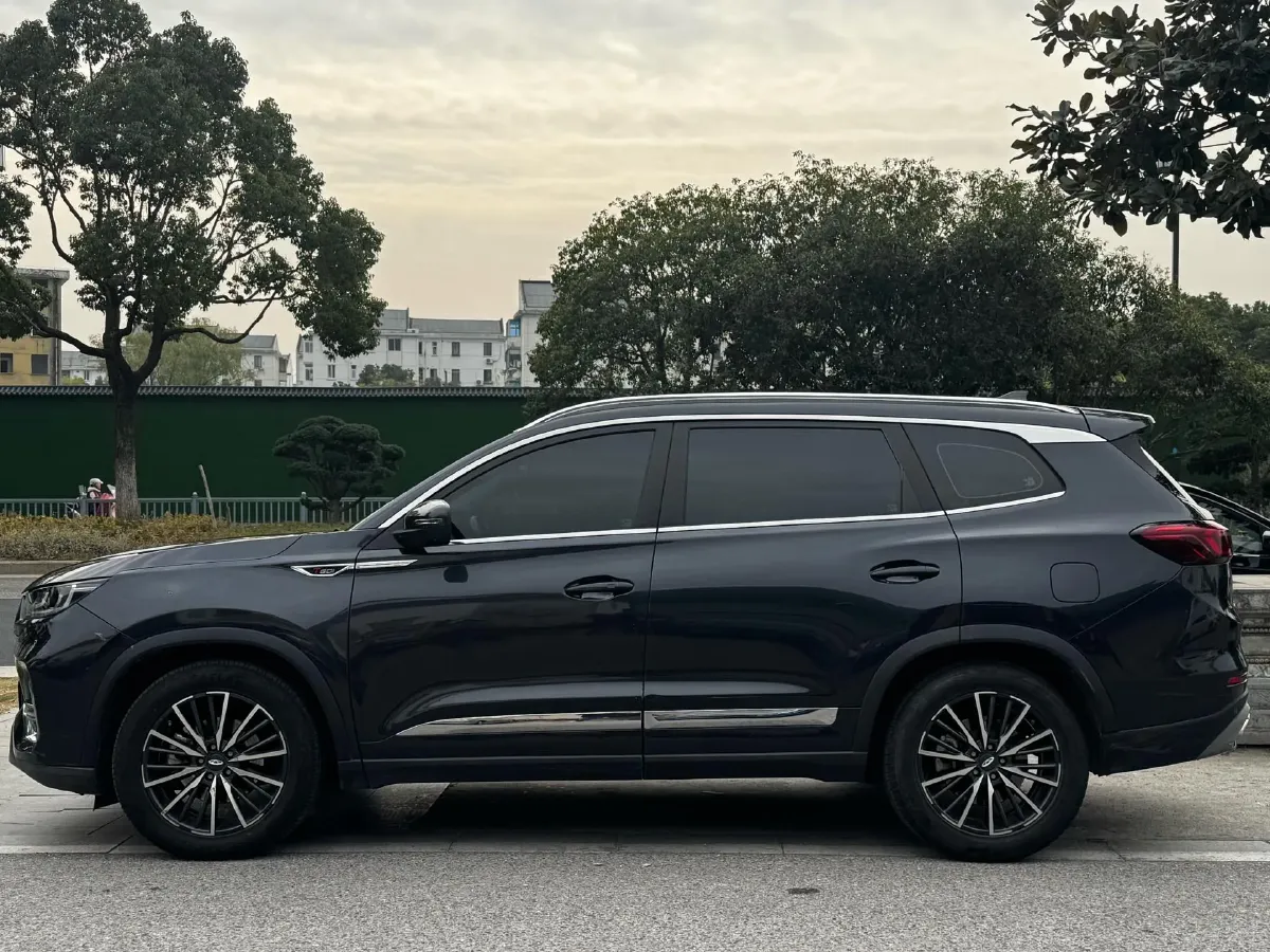 2021 Chery Tiggo 8 Plus 1.6T 197HP L4 7DCT,autocango,china used car exporter,china ev exporter,chinese used car exporter,chinese used ev exporter