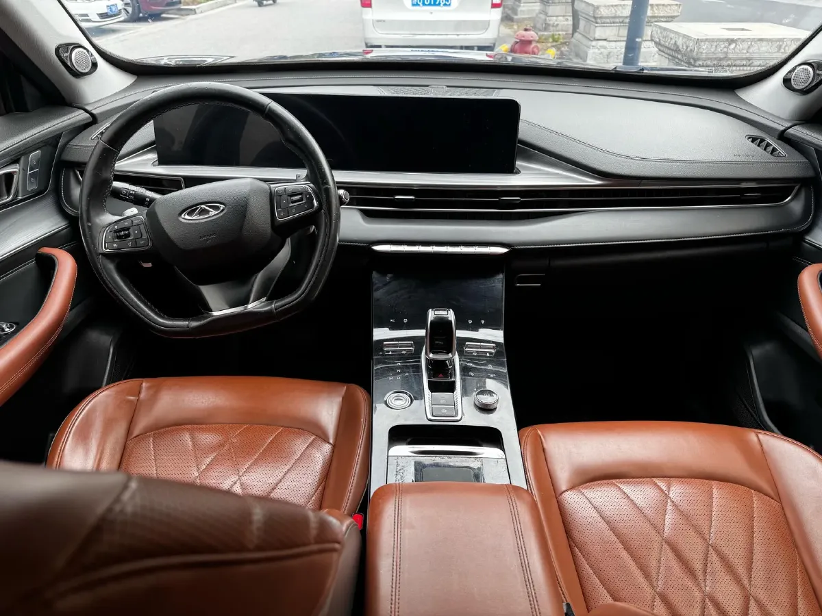 2021 Chery Tiggo 8 Plus 1.6T 197HP L4 7DCT,autocango,china used car exporter,china ev exporter,chinese used car exporter,chinese used ev exporter