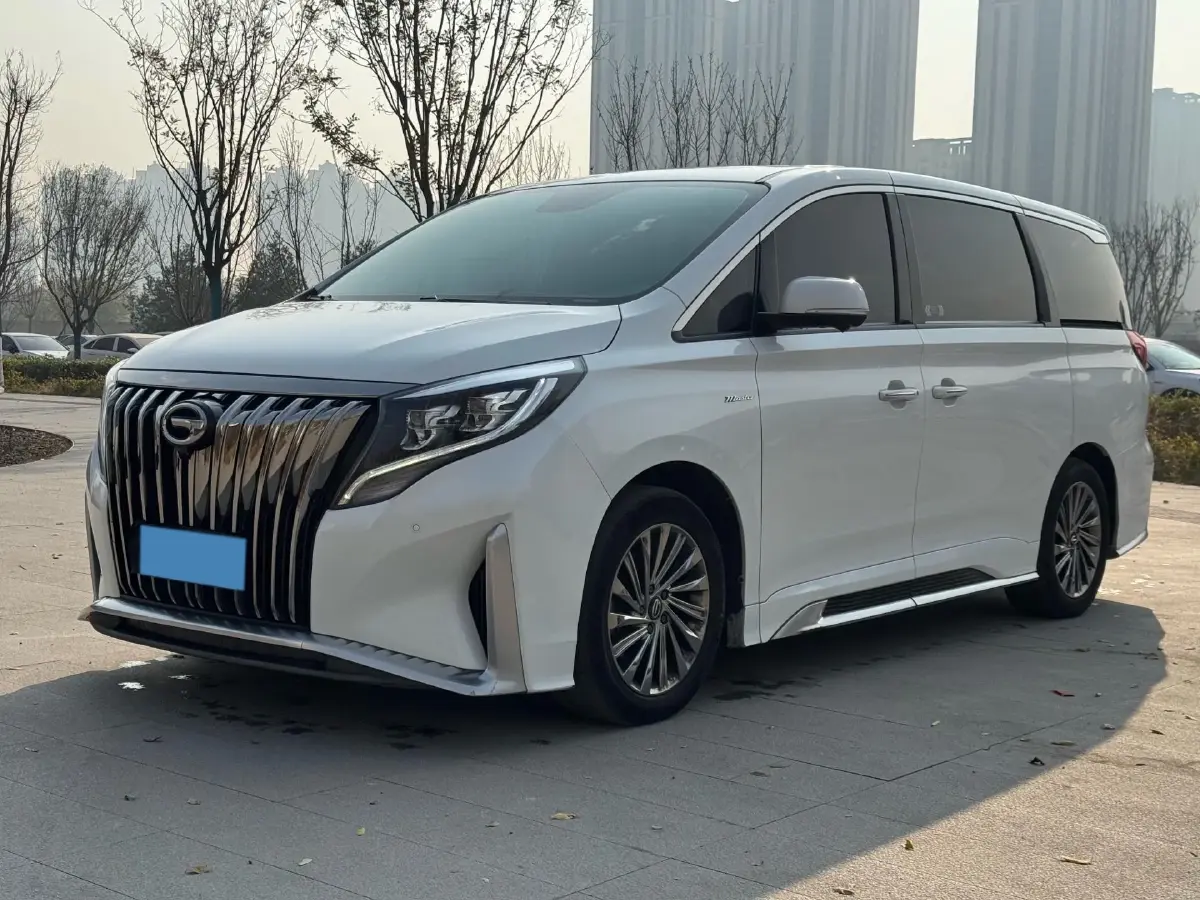 2021 GAC Trumpchi M8 2.0T 252HP L4 8AT