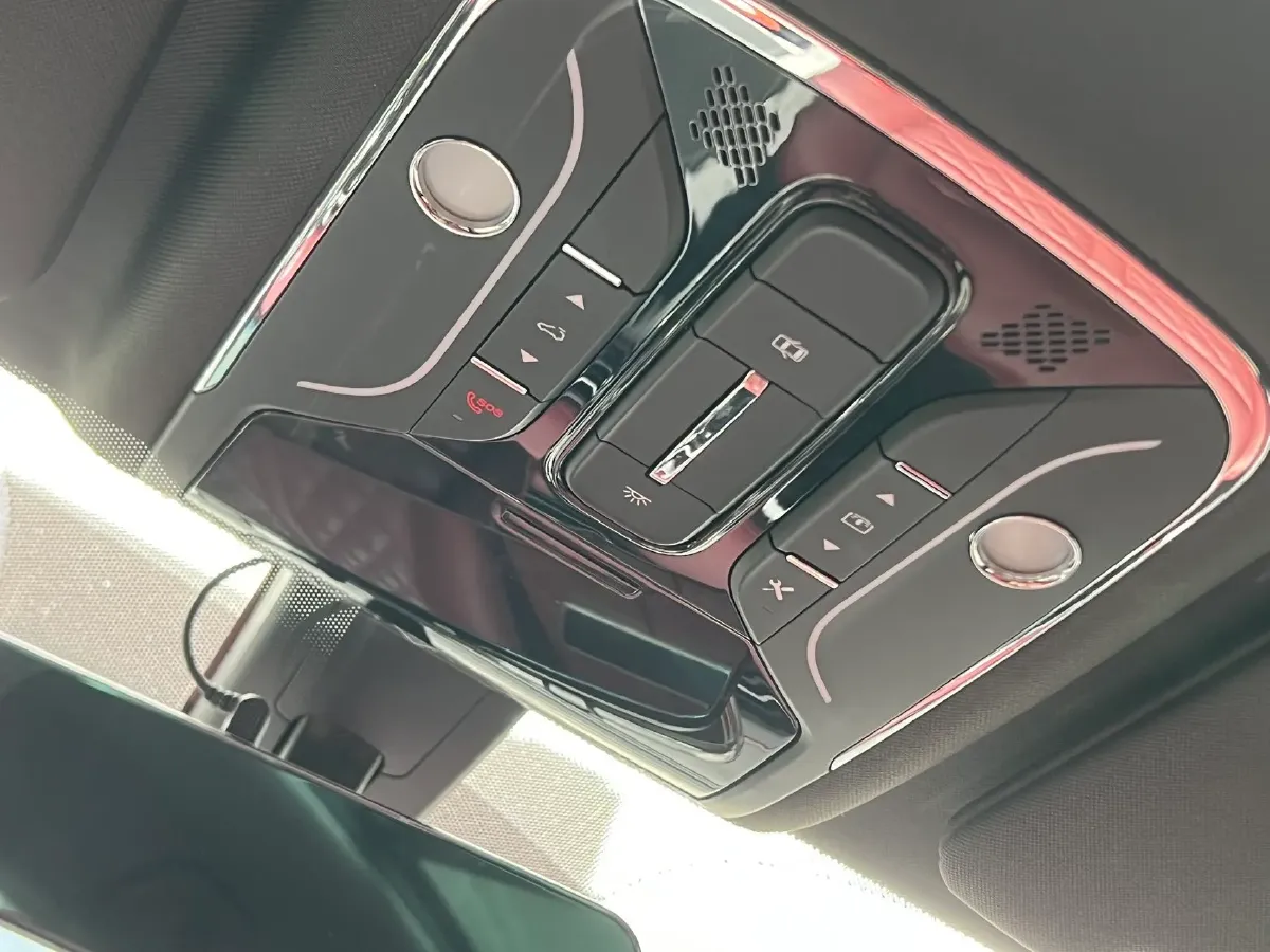 2023 Jetour X70 Plus 1.6T 197HP L4 7DCT,autocango,china used car exporter,china ev exporter,chinese used car exporter,chinese used ev exporter